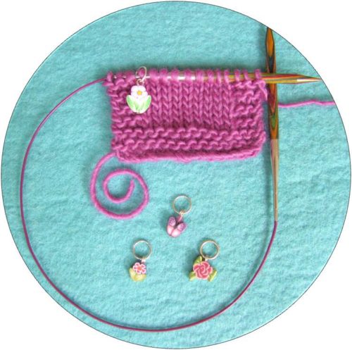 The KNIT Lessons - Tell Tale Knits - An All-in-One Knitting course